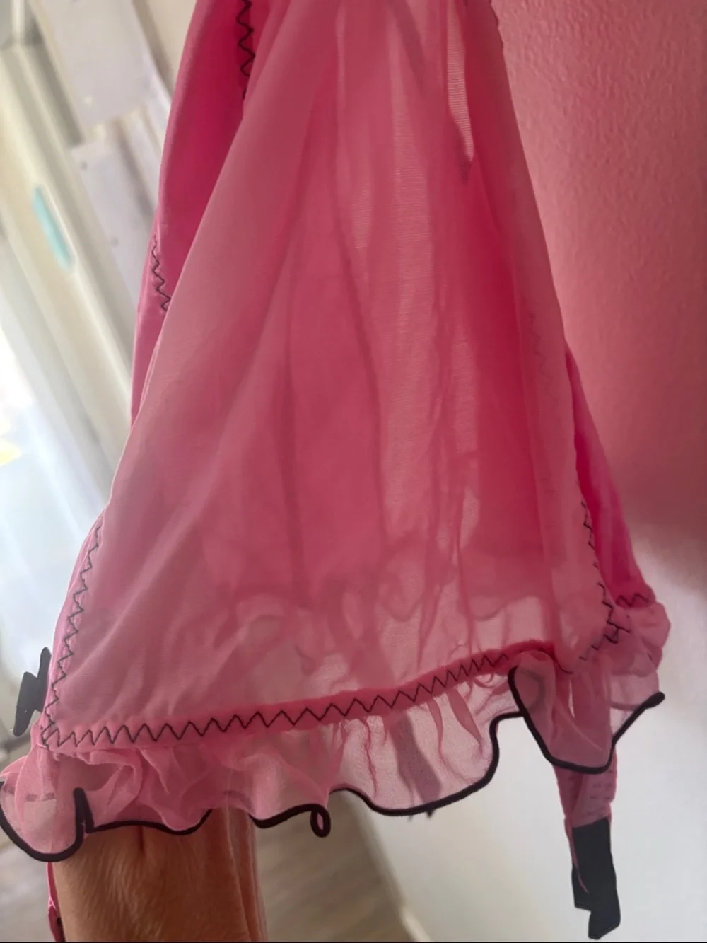 NWT!! NEW VINTAGE VS Pink Black Satin Lace Trim Sexy Lingerie Garter Details - Picture 6 of 11